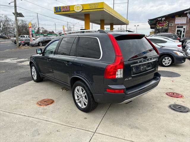 Photo of 2011 Gray Volvo XC90