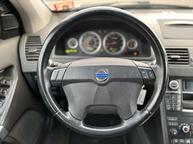 Photo of 2011 Gray Volvo XC90