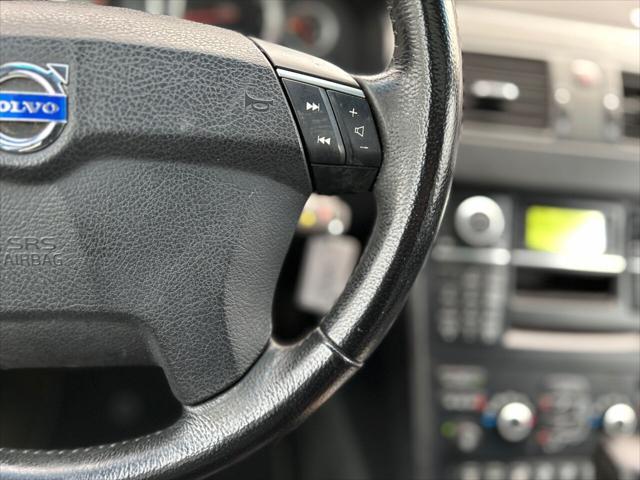 Photo of 2011 Gray Volvo XC90