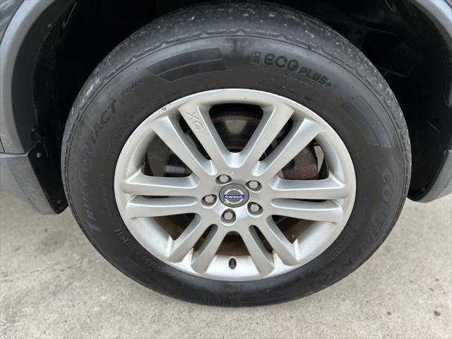 Photo of 2011 Gray Volvo XC90