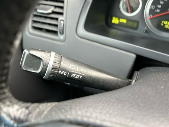 Photo of 2011 Gray Volvo XC90