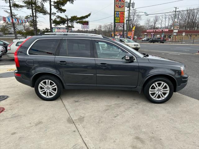 Photo of 2011 Gray Volvo XC90