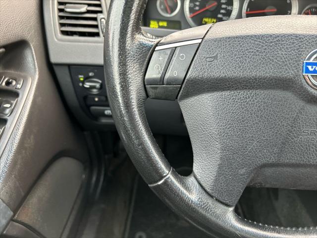 Photo of 2011 Gray Volvo XC90