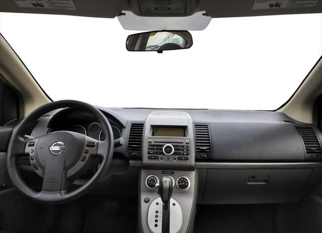 Photo of 2008 Red Nissan Sentra