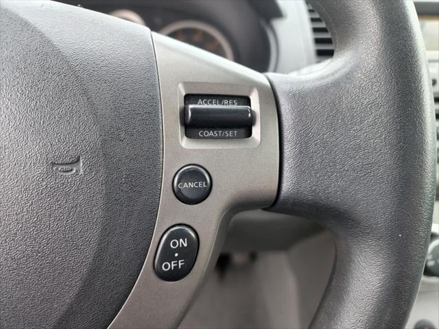 Photo of 2008 Red Nissan Sentra