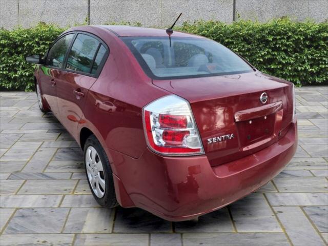 Photo of 2008 Red Nissan Sentra