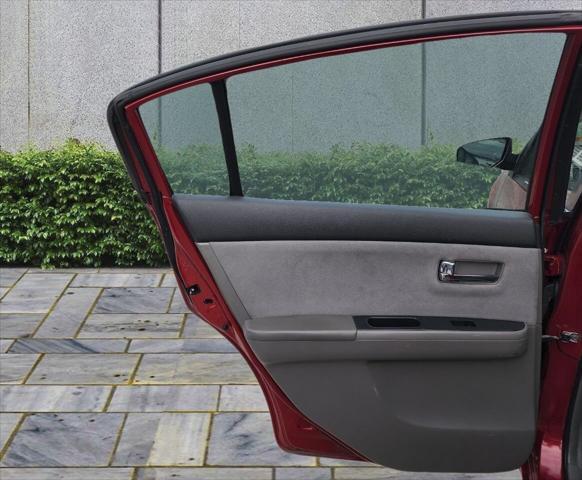 Photo of 2008 Red Nissan Sentra