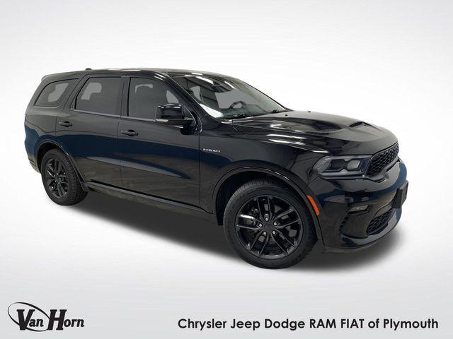 Photo of 2021 DB Black Crystal Clearcoat Dodge Durango