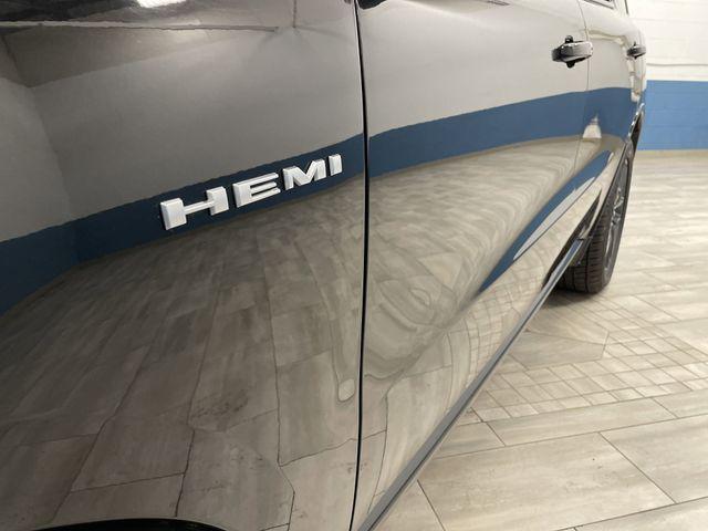 Photo of 2021 DB Black Crystal Clearcoat Dodge Durango