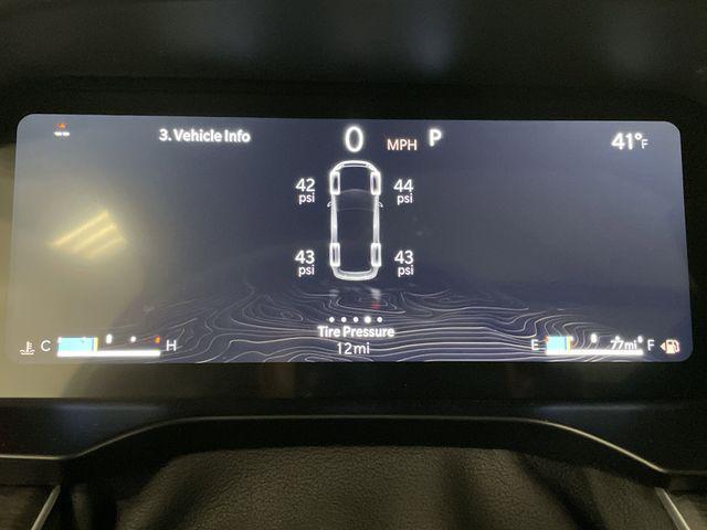Photo of 2025 Silver Zynith Jeep Grand Cherokee L