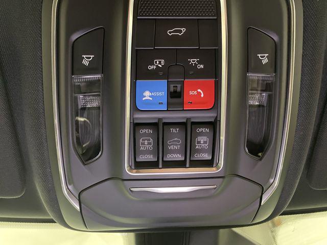 Photo of 2025 Silver Zynith Jeep Grand Cherokee L