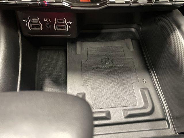 Photo of 2024 Octane Red Pearlcoat Dodge Durango