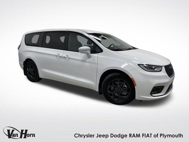2022 Chrysler Pacifica Hybrid