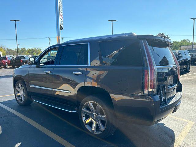 Photo of 2016 Dark Granite Metallic Cadillac Escalade