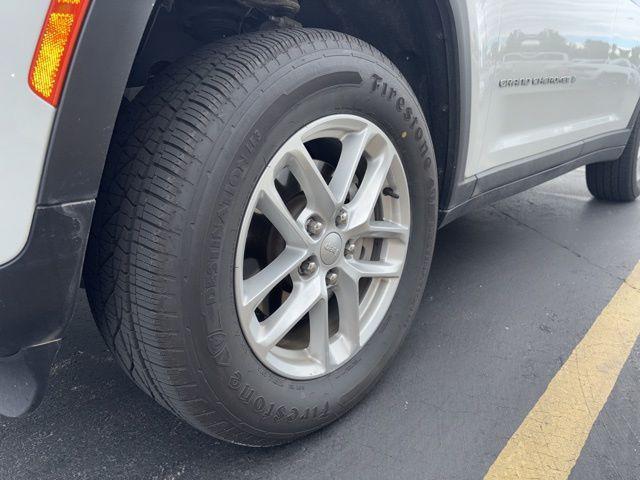 Photo of 2024 Bright White Clearcoat Jeep Grand Cherokee