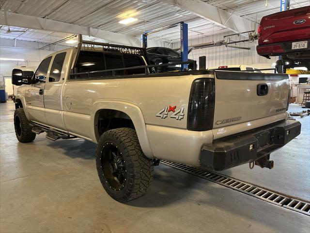 Photo of 2004  Chevrolet Silverado 2500