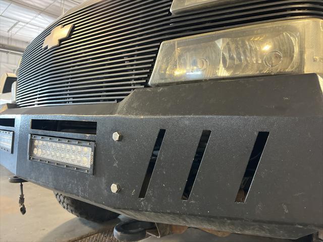Photo of 2004  Chevrolet Silverado 2500