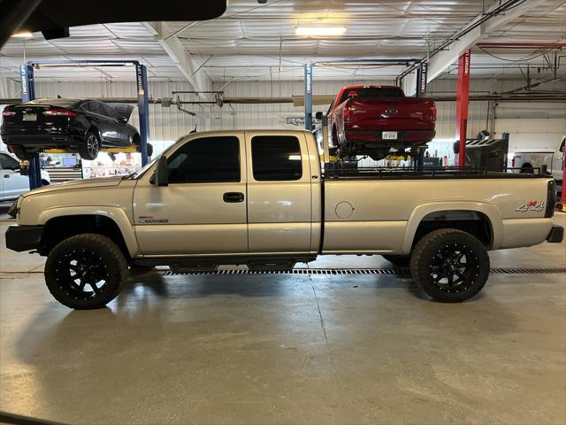 Photo of 2004  Chevrolet Silverado 2500