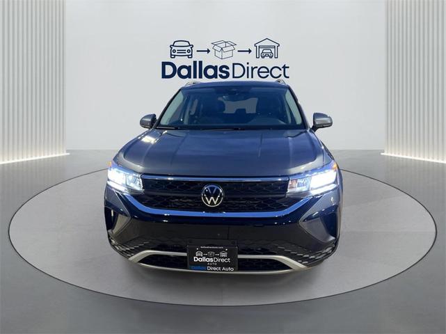 Photo of 2024 Gray Volkswagen Taos