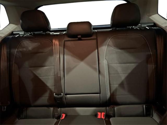 Photo of 2024 Gray Volkswagen Taos
