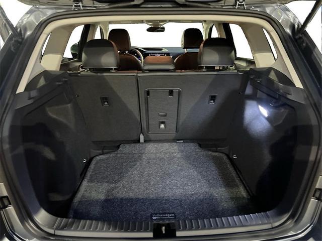 Photo of 2024 Gray Volkswagen Taos