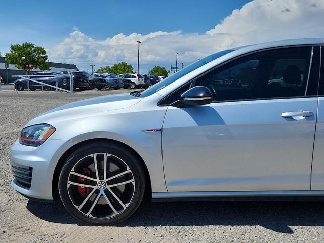 Photo of 2017 Reflex Silver Metallic Volkswagen Golf GTI