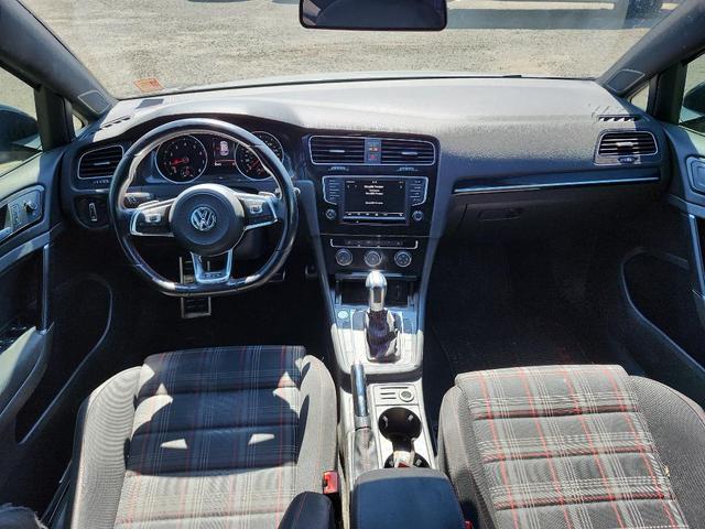 Photo of 2017 Reflex Silver Metallic Volkswagen Golf GTI