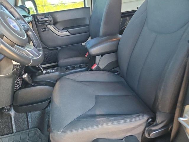 Photo of 2017 Gobi Clearcoat Jeep Wrangler