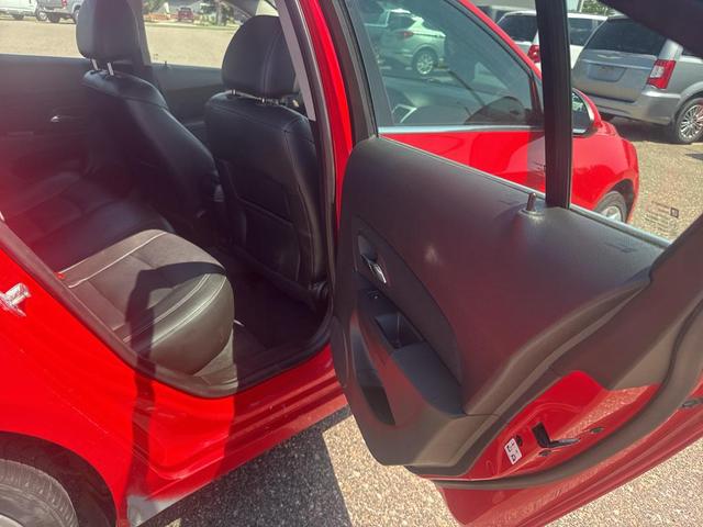 Photo of 2016 Red Chevrolet Cruze Limited