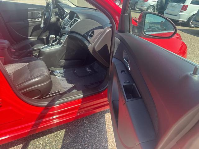 Photo of 2016 Red Chevrolet Cruze Limited