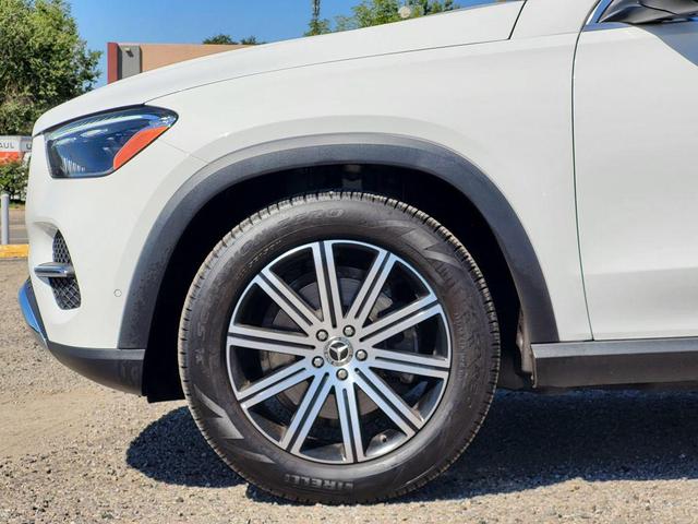 Photo of 2024 White Mercedes-Benz GLE 350