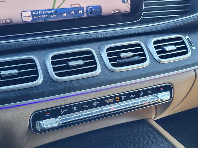 Photo of 2024 White Mercedes-Benz GLE 350