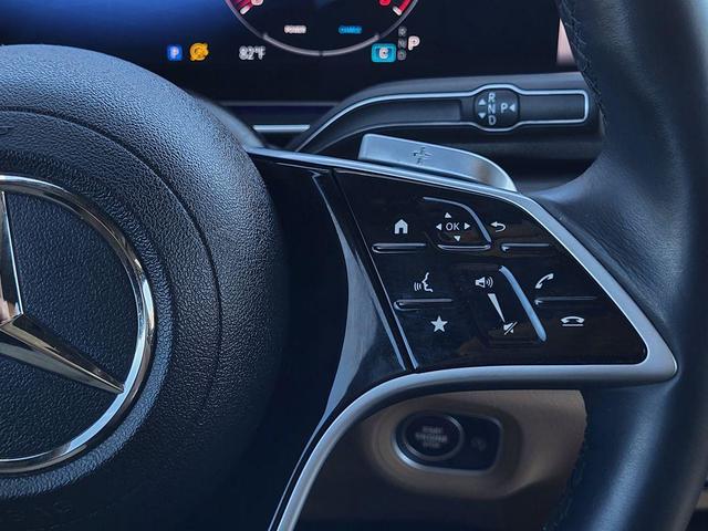Photo of 2024 White Mercedes-Benz GLE 350