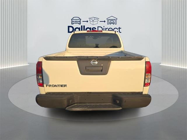 Photo of 2018 Glacier White Nissan Frontier