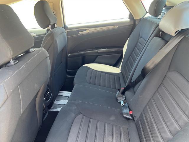 Photo of 2020 Iconic Silver Metallic Ford Fusion