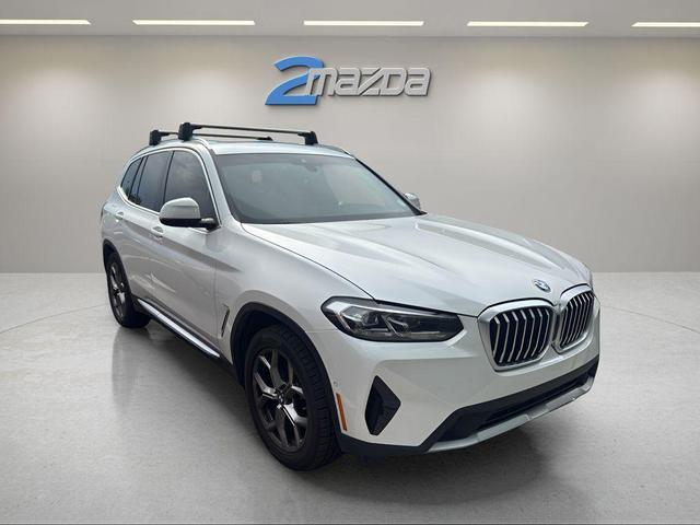 Photo of 2023 White BMW X3