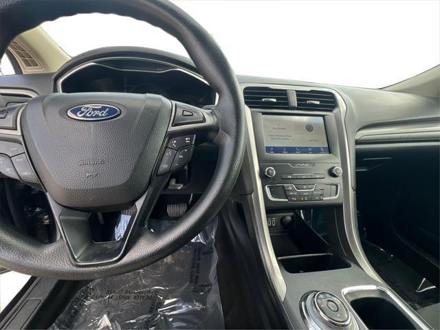 Photo of 2020 Agate Black Metallic Ford Fusion