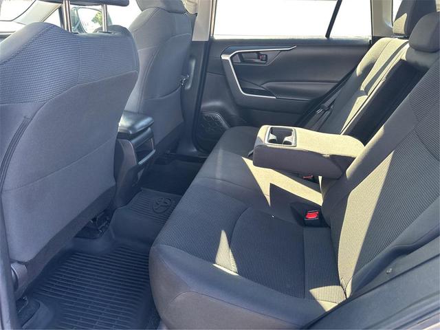 Photo of 2021 Silver Sky Metallic Toyota RAV4