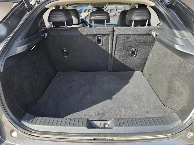 Photo of 2025 Gray Mazda CX-30