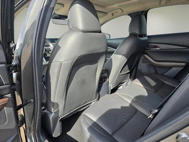 Photo of 2025 Gray Mazda CX-30