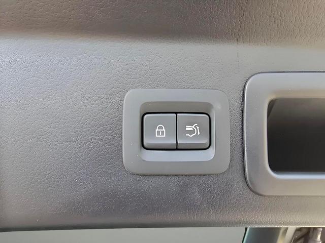 Photo of 2025 Gray Mazda CX-30