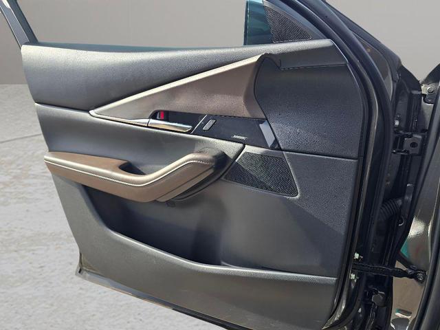 Photo of 2025 Gray Mazda CX-30