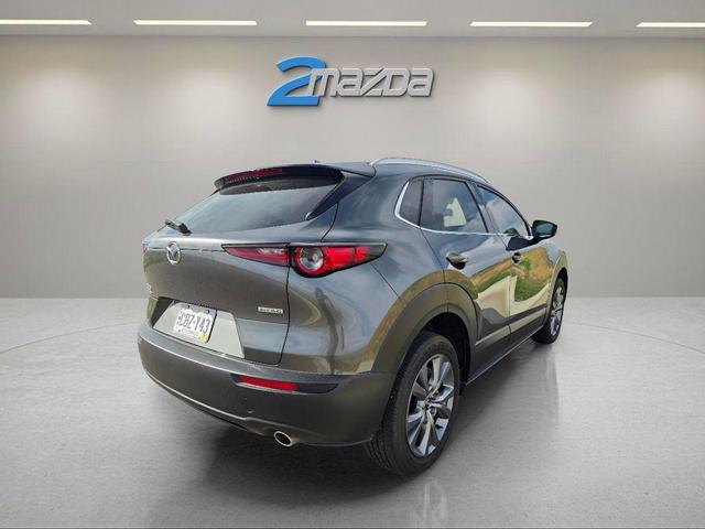 Photo of 2025 Gray Mazda CX-30