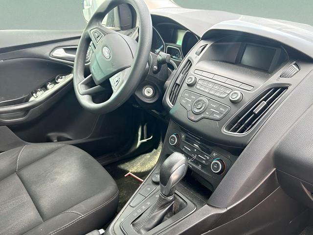 Photo of 2018 Shadow Black Ford Focus