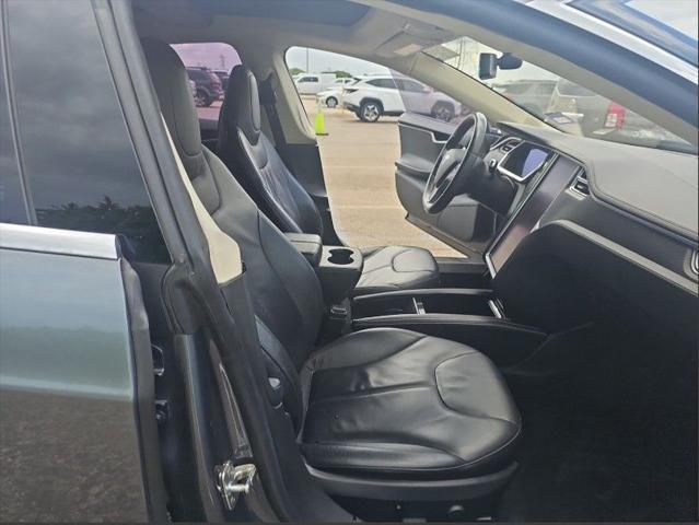 Photo of 2013 Gray Metallic Tesla Model S