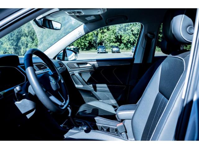 Photo of 2024 Platinum Gray Metallic Volkswagen Tiguan