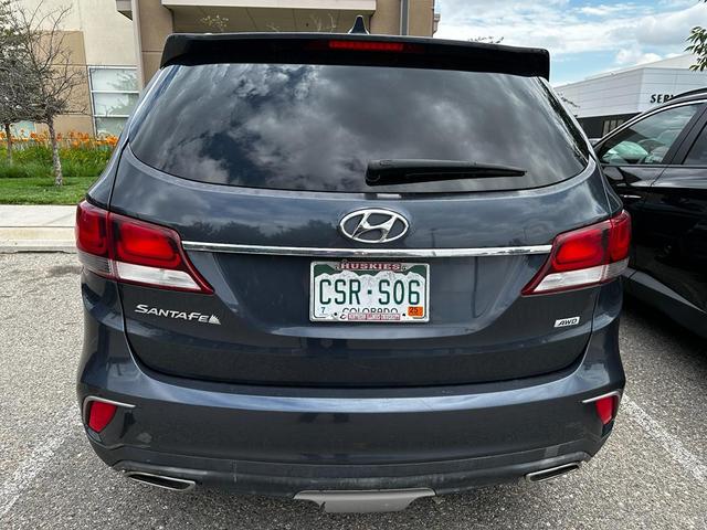 Photo of 2017 Blue Hyundai SANTA FE
