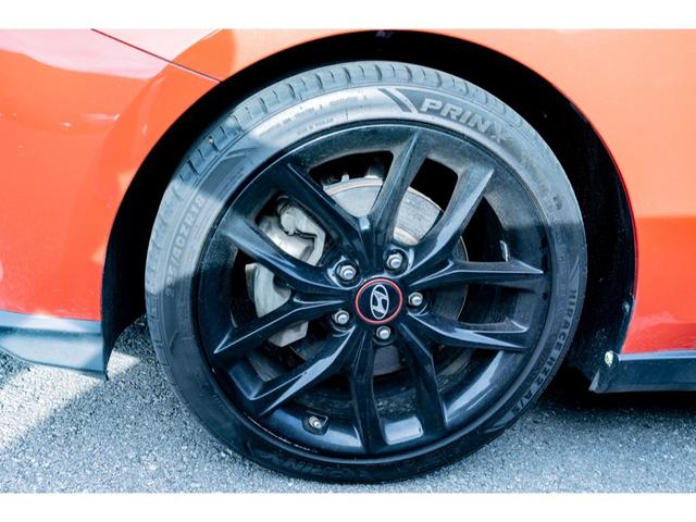 Photo of 2019 Sunset Orange Hyundai Veloster