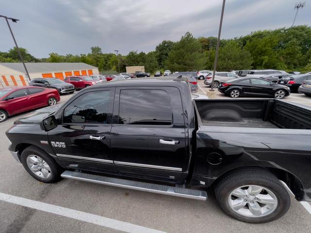 Photo of 2015 Brilliant Black Crystal Pearlcoat RAM 1500
