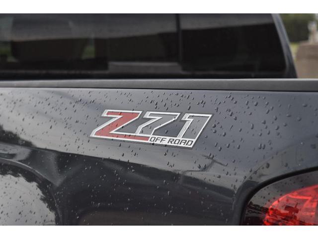 Photo of 2017 Black Chevrolet Colorado